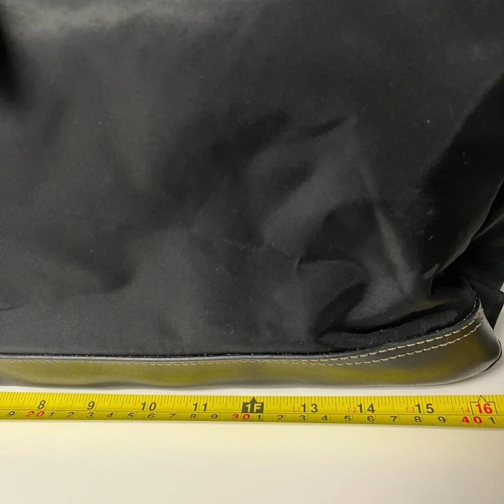 Black Nylon Etienne Aigner Diaper/Gym Tote Bag Vegan leather trim long handle Lg